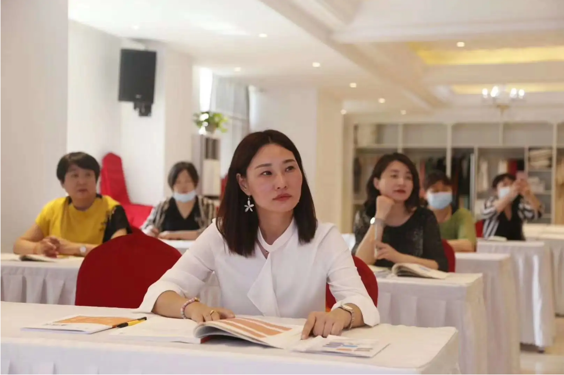 北京育兒嫂帶寶寶的重要性！（挑選北京育兒嫂帶寶寶有什么好處？）